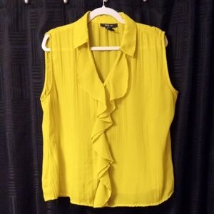 Worthington Yellow Ruffled Sleeveless Blouse